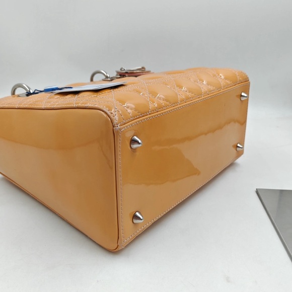 Authentic ‼️lady Dior small bag 2 ways video updated - Picture 7 of 17